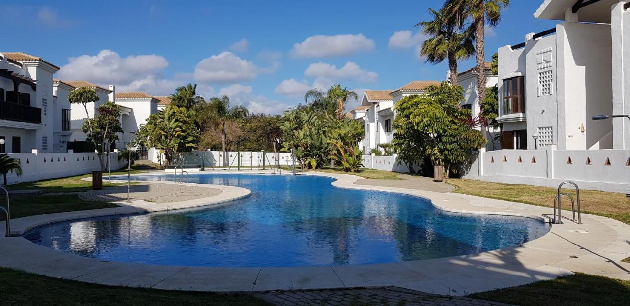 A Golf & Beach Chez Pascale Et Alain Alcaidesa Ngoại thất bức ảnh