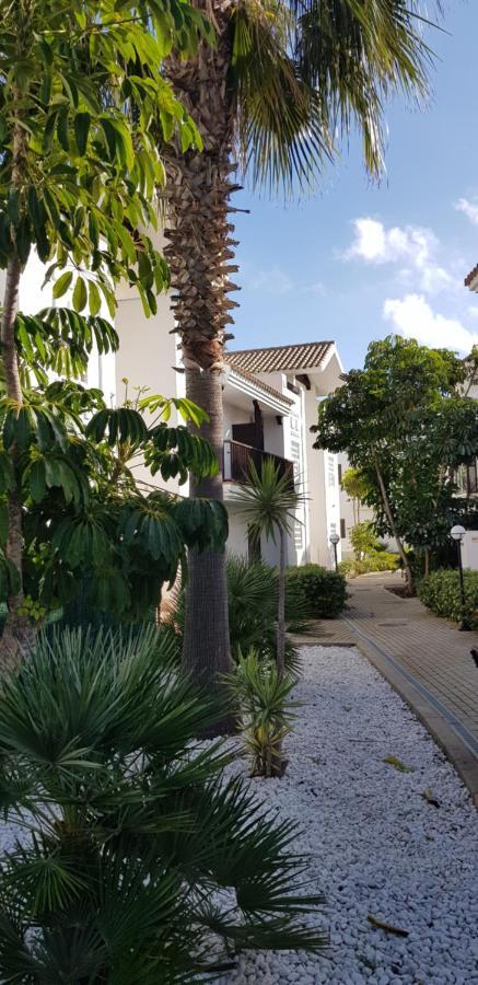 A Golf & Beach Chez Pascale Et Alain Alcaidesa Ngoại thất bức ảnh