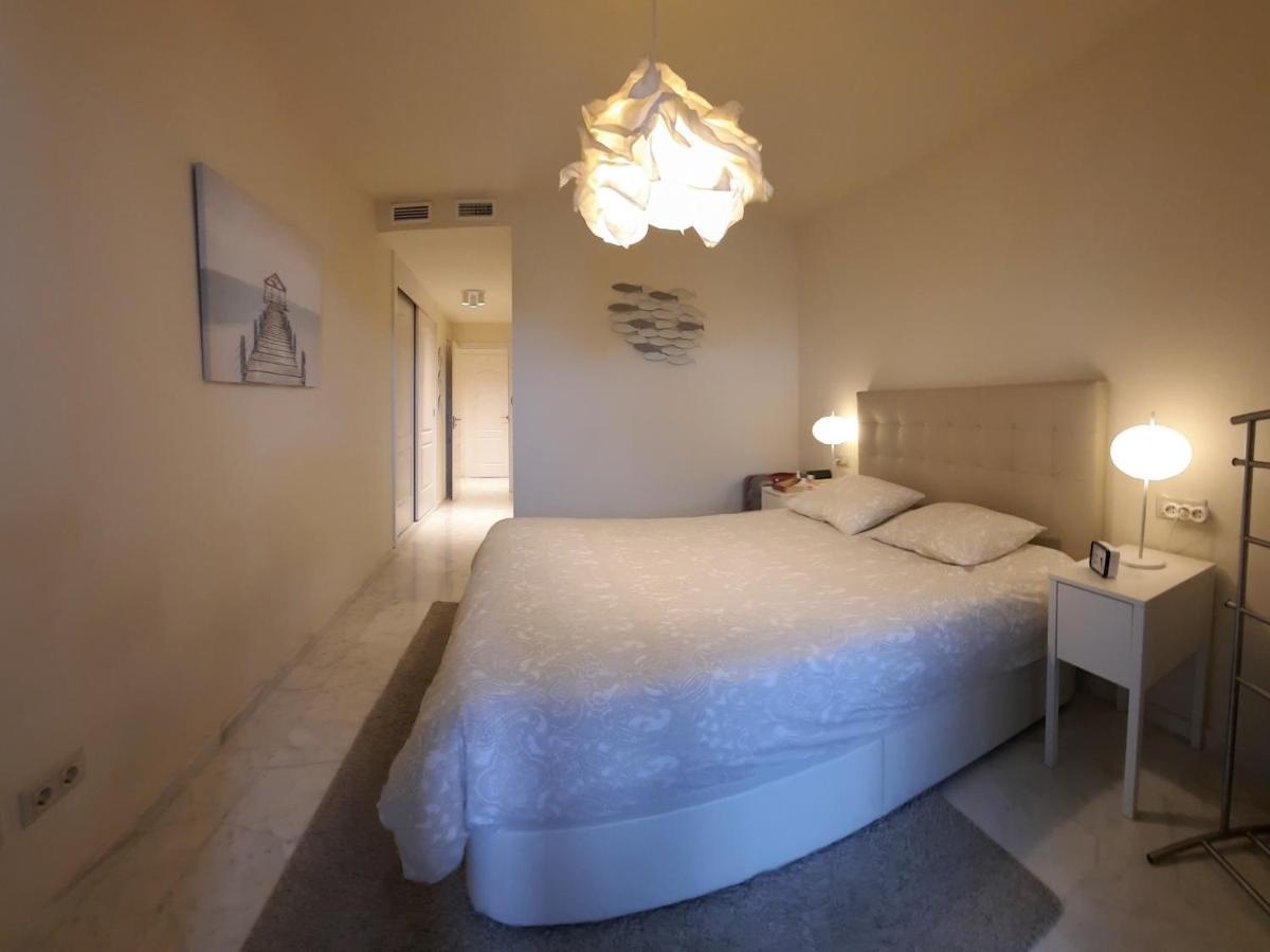 A Golf & Beach Chez Pascale Et Alain Alcaidesa Ngoại thất bức ảnh